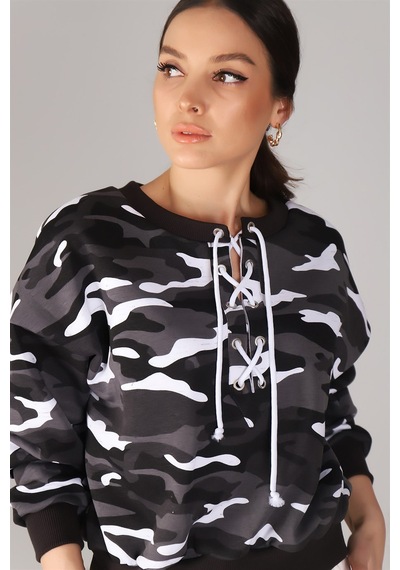 Sweetness Kadın Kamuflaj Desenli Önü Bağcıklı Oversize Sweatshirt SIYAH