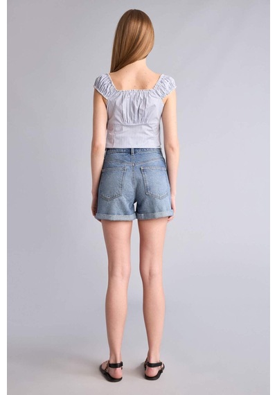 Defacto %100 Pamuk Mom Fıt Yüksek Bel Crop Fit Jean Şort H0596ax26hsnm34 Mavi-nm34
