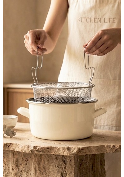 Titan Cook Ahşap Kulplu,paslanmaz Saplı Krem Süzgeçli Emaye Kızartma Tenceresi 22 Cm Krem