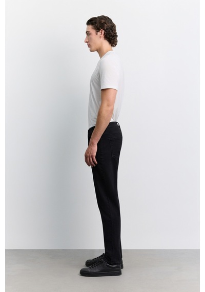 Avva Erkek Siyah Eskitme Yıkamalı Pamuklu Elastan Madrid Comfort Slim Fit Jean Pantolon A62y3528