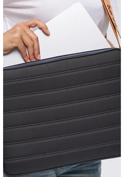Mussen Laptop Kılıfı Su Geçirmez Macbook Neo Air Pro 15-16 İnç Gri Gri