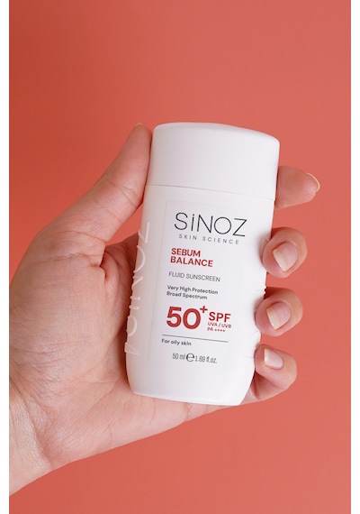 Sinoz Yağlı Ciltler için Sıvı Yüz Güneş Kremi SPF50+ 50 ML