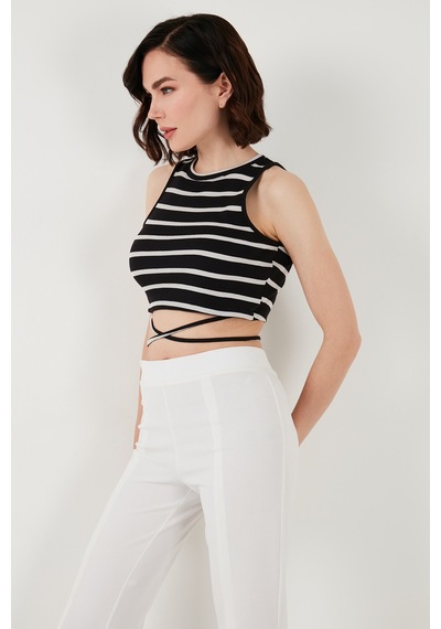 Lela Çizgili Slim Fit Bağlama Detaylı Bayan Crop 5865715 Siyah-Beyaz