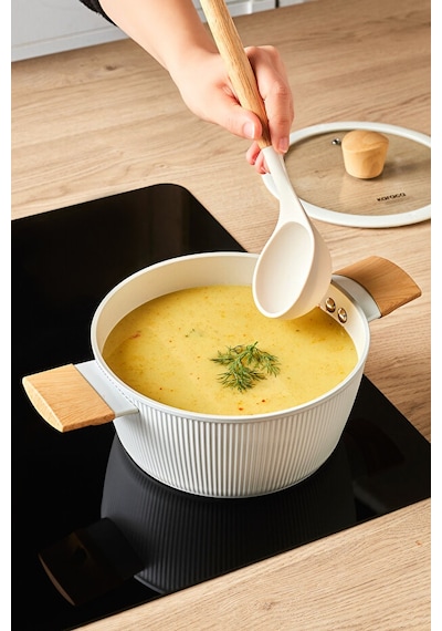 Karaca X Refika Swiss Crystal Purelıne İndüksiyon Tabanlı Servis Gereçli 12 Parça Tencere Seti Almond Cream Bej