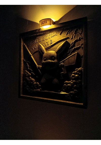 Seni Seçtim Türkiye Pikachu Temalı Işıklı Kabartma Tablo Siyah