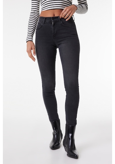 Wrangler High Rise Skinny Fit Dar Kesim Yüksek Bel Çok Dar Paça Siyah Kadın Esnek Jean Denim Kot Pantolon W27H01630B Siyah