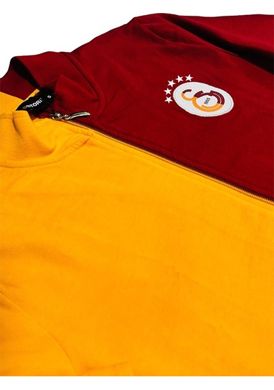 Galatasaray Dik Yaka Tam Fermuar 5 Yıldızlı Sarı Kırmızı Sweat + Silikon Bileklik Set Ahşap Kutulu Kırmızı - Sarı Galatasaray Dik Yaka Tam Fermuar 5 Yıldızlı Sarı Kırmızı Sweat + Silikon Bileklik Set Ahşap Kutulu Kırmızı - Sarı