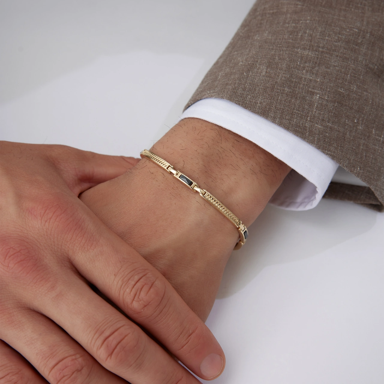 Sleek Line Bileklik 12926580