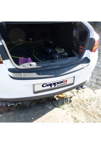 Opel Astra J Sedan 2012-2018 Yıl Aralığı Uyumlu Arka Tampon Eşiği Mat