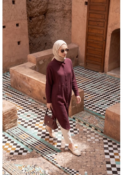 Armine Trend Doğal Kumaş Gizli Düğmeli Hakim Yaka Rahat Kesim 120 Cm Boy Tunik Vişne 26yt416