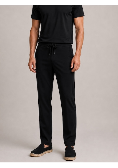Siyah Formunu Koruyan Slim Fit Jogger 100736