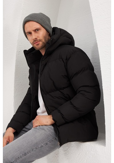 Danger Erkek Garnili Su Ve Rüzgar Geçirmez Oversize Şişme Mont Siyah