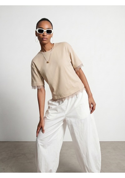 Dilvin 32826 Dantel Detaylı Kısa Kollu T-shirt-taş
