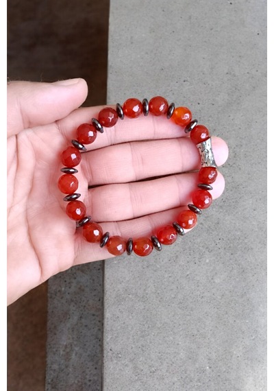 Akik Bileklik Kırmızı Akik Bileklik Faset Kesim 10mm Büyük Boy Akik Bileklik Aventurin Bileklik Aventurin Bileklik Akik Bileklik Kırmızı Akik Bileklik Faset Kesim 10mm Büyük Boy Akik Bileklik Aventurin Bileklik Aventurin Bileklik