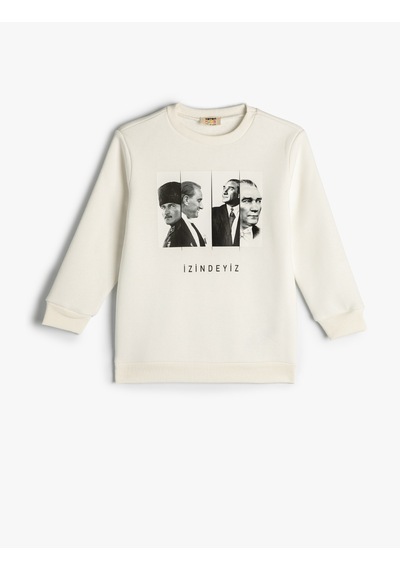 Koton Atatürk Baskılı Sweatshirt Şardonlu Bisiklet Yaka Beyaz 5wkb10089tk Beyaz
