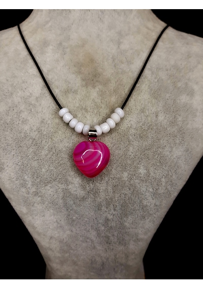 Mryart Doğal Taş Kalp Uçlu Kolye Pembe Oniks Taşı & Beyaz Boncuklu Fuşya
