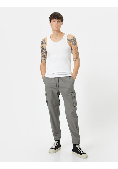 Koton Kargo Cepli Pantolon Jogger Slim Fit Beli Bağcıklı Gri 4sam40089hw Gri Koton Kargo Cepli Pantolon Jogger Slim Fit Beli Bağcıklı Gri 4sam40089hw Gri