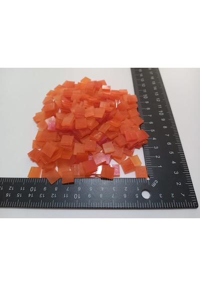 Koyu Turuncu Kare Vitray Cam Mozaik Taşı - Sanatsal Mozaik Çalışmalarınız İçin Yaklaşık 10 X 10 Mm