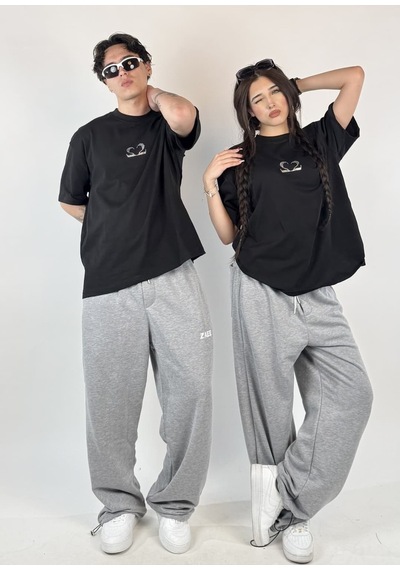 Zaee 2m Motive Taşlı Oversize T-shirt Siyah