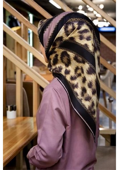 Vissona Tivil İpek Eşarp 17065 - 0019 - 0001 Pudra Leopar Desen Pembe