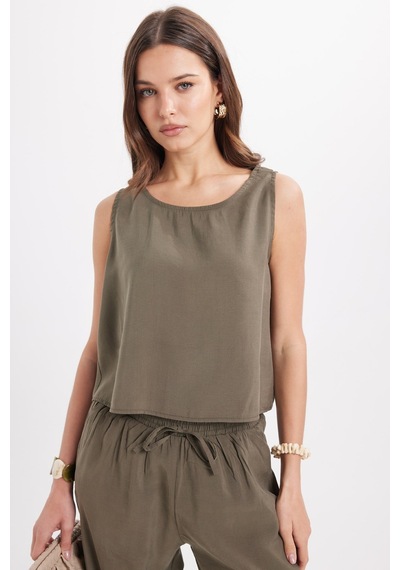 Tudors Kadın Standart Fit Normal Kesim Kolsuz Likralı Bisiklet Yaka Bluz Geniş Paça Haki Pantolon Takım-50955 Tudors Kadın Standart Fit Normal Kesim Kolsuz Likralı Bisiklet Yaka Bluz Geniş Paça Haki Pantolon Takım-50955
