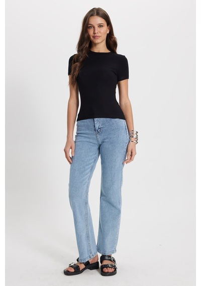 Tudors Kadın Slim Fit Dar Kesim Pamuklu Kısa Kollu Bisiklet Yaka Siyah Tişört-50715