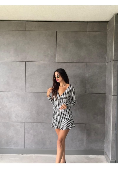 Cojans Kadın Uzun Kollu Kruvaze Yaka Kazayağı Mikro Mini Boy Elbise Karışık Cojans Kadın Uzun Kollu Kruvaze Yaka Kazayağı Mikro Mini Boy Elbise Karışık