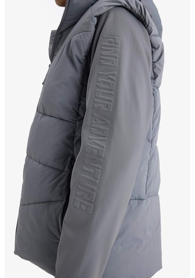 Defacto Defactofit Su İtici Regular Fit Kapüşonlu Fermuarlı Su Geçirmez Mont C6053ax25wngr311 Gri