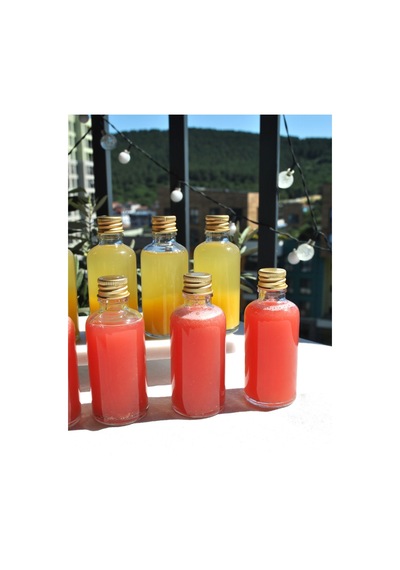 10 Adet 50 Ml Cam Şişe Gold Metal Kapaklı Mini Shot Meyve Suyu İçecek Şişesi