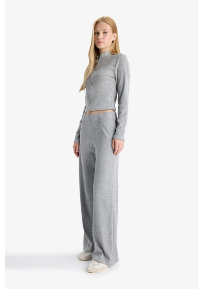 Defacto Beli Lastikli Flare Fit Geniş Paça Eşofman Altı F0991AX25WN Gri Defacto Beli Lastikli Flare Fit Geniş Paça Eşofman Altı F0991AX25WN Gri