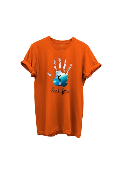 Live Free Yazılı Sörfçü Ve El Baskılı %100 Pamuk Regular Fit Unisex T-shirt Turuncu