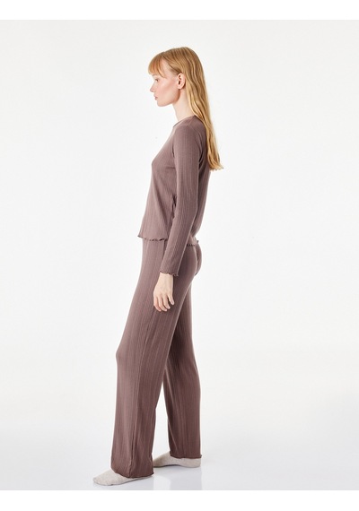 Koton Modal Kumaş Uzun Kollu Bisiklet Yaka Pijama Üstü Kahverengi 7wlk40068mk Kahve