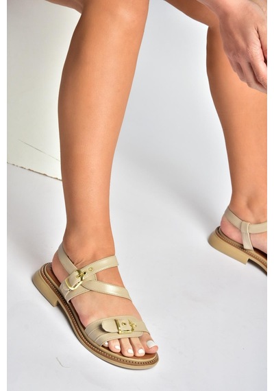 Fox Shoes Y996062509 Bej Toka Detaylı Kadın Sandalet