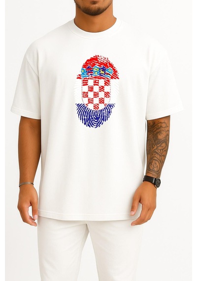 Bahriyeli Collection Oversize Hırvatistan Logosu Ve Bayrağı Göğüs Tasarımlı Unisex T-shirt Beyaz