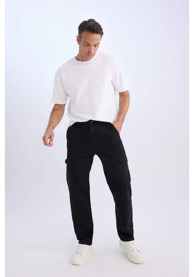 DeFacto %100 Pamuk Relax Fit Rahat Kalıp Normal Bel Geniş Paça Kargo Cepli Siyah Jean Pantolon E3435AX25SPNM40