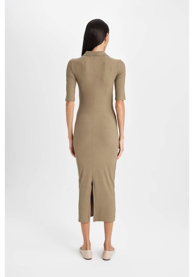 DeFacto Bodycon Vücuda Oturan Düğmeli Polo Yaka Fitilli Kaşkorse Yarım Kollu Midi Elbise C2882AX24AUKH459 DeFacto Bodycon Vücuda Oturan Düğmeli Polo Yaka Fitilli Kaşkorse Yarım Kollu Midi Elbise C2882AX24AUKH459