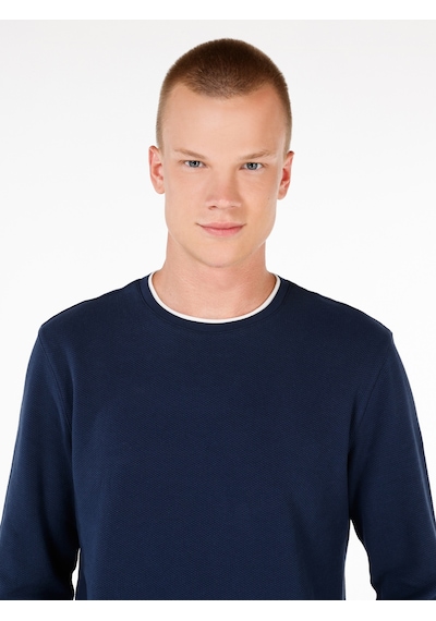 Colin's Colins Normal Kesim Bisiklet Yaka Lacivert Erkek Uzun Kol Tişört Cl1069828 Lacivert Colin's Colins Normal Kesim Bisiklet Yaka Lacivert Erkek Uzun Kol Tişört Cl1069828 Lacivert
