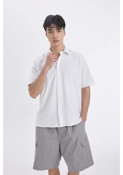 DeFacto Regular Fit Yazlık Pamuklu Kısa Kollu Beyaz Gömlek D1902AX25SMWT34
