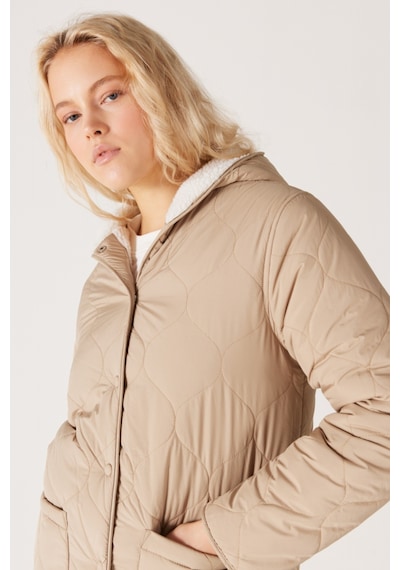 Wrangler Loose Fit Rahat Kesim Kapüşonlu Çift Taraflı Sherpa Bej Mont W232275614 Bej