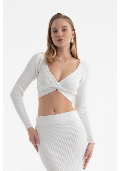 Hiccup 2 Parça: V Yaka Uzun Kollu Crop Top & Yüksek Bel Yırtmaçlı Maxi Etek Tozlu Beyaz