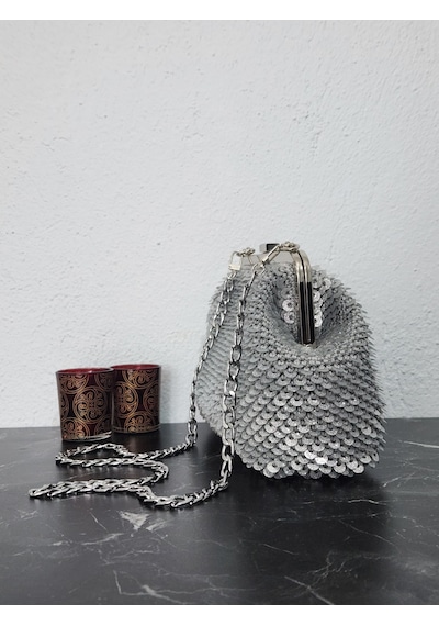 Fikriharika Design Gümüş Simli Pullu Metal Burslu Kadın El Çantası Gümüş - Gri