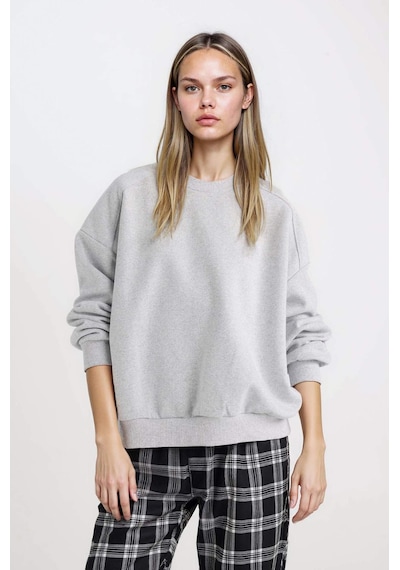 DeFacto Coool Oversize Geniş Kalıp Bisiklet Yaka Basic Düz Kalın Kumaş İçi Yumuşak Tüylü Sweatshirt D9022AXNSGR210 Gri DeFacto Coool Oversize Geniş Kalıp Bisiklet Yaka Basic Düz Kalın Kumaş İçi Yumuşak Tüylü Sweatshirt D9022AXNSGR210 Gri