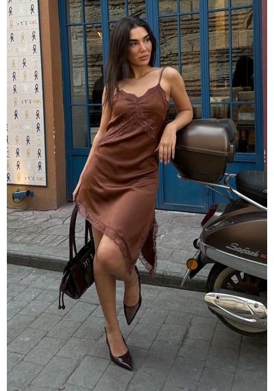 Seeh Kahverengi Dantelli Asimetrik Saten Kadın Elbise Sh349 Düz