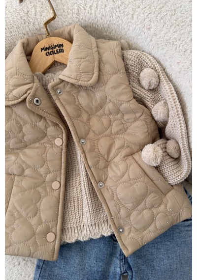 Minigimin Cicileri Kalp Desenli Taş Detaylı Kız Bebek Kapitone Montlu Triko Ve Kot Pantolon 3 Lü Takım - Kahve Minigimin Cicileri Kalp Desenli Taş Detaylı Kız Bebek Kapitone Montlu Triko Ve Kot Pantolon 3 Lü Takım - Kahve