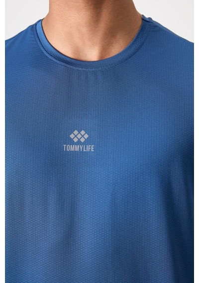 Tommy Life Parlament Polyester Nefes Alan Dokulu İnce Esnek Standart Fit Erkek Performans T-shirt - 88387 Parlament Tommy Life Parlament Polyester Nefes Alan Dokulu İnce Esnek Standart Fit Erkek Performans T-shirt - 88387 Parlament