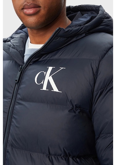 Calvin Klein Logolu Su İtici Kapüşonlu Şişme Mont Lv04rg513gcef Erkek Mont Lv04rg513g Cef Lacivert Calvin Klein Logolu Su İtici Kapüşonlu Şişme Mont Lv04rg513gcef Erkek Mont Lv04rg513g Cef Lacivert