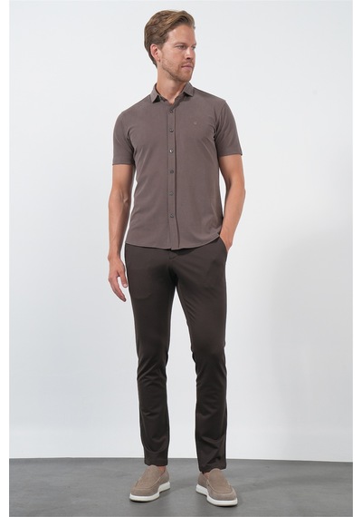 İmza Kahverengi İtalyan Yaka Kısa Kol Cepsiz Slim Fit Esnek Gömlek 1004260159 Koyu Kahverengi İmza Kahverengi İtalyan Yaka Kısa Kol Cepsiz Slim Fit Esnek Gömlek 1004260159 Koyu Kahverengi