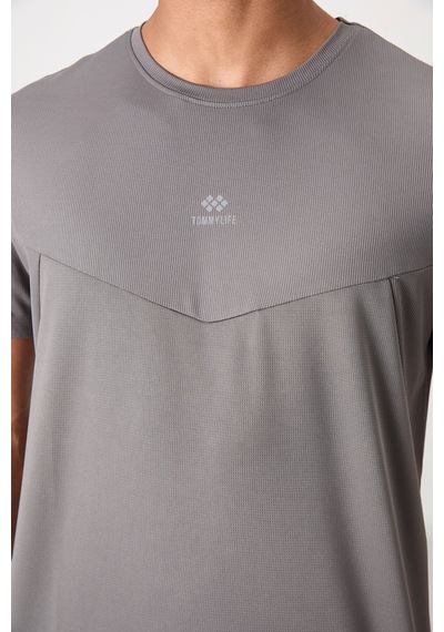 Tommy Life Koyu Gri Polyester Nefes Alan Dokulu İnce Esnek Standart Fit Erkek Performans T-shirt - 88391 Koyu Gri