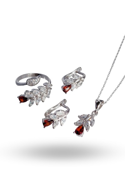 925 Ayar Gümüş Garnet Kırmızı Yaprak Tasarım Kolye Küpe Yüzük Kadın Set Gümüş