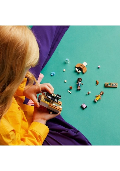 LEGO® Friends Mobil Pastane 42606 6+ Yaratıcı Oyuncak Yapım Seti - 125 Parça